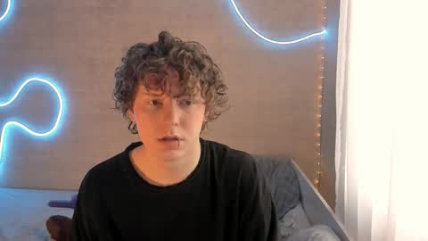 MeowMiku online show from February 11, 2026, 12:32 pm