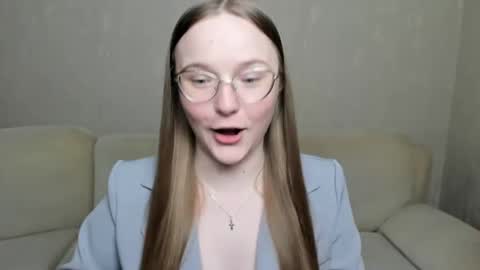 Miya online show from December 7, 2024, 6:48 pm