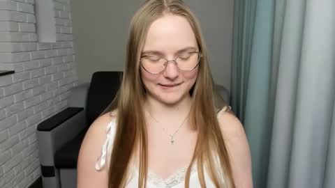 Miya online show from January 9, 2025, 9:26 pm