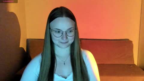 Miya online show from October 30, 2025, 6:41 pm