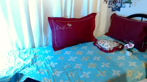 Miyakabebe online show from October 18, 2025, 8:15 am