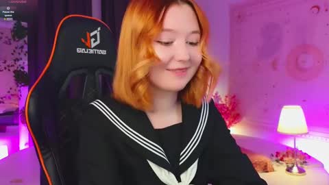 Mizuki online show from February 19, 2025, 3:27 pm