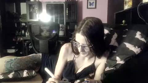 Snapshot of mizzbonez chatting on February 5, 2026, 3:22 am Mizz Bonez online show from February 5, 2026, 3:22 am