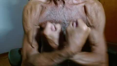 Mario jose online show from April 17, 2026, 2:47 am