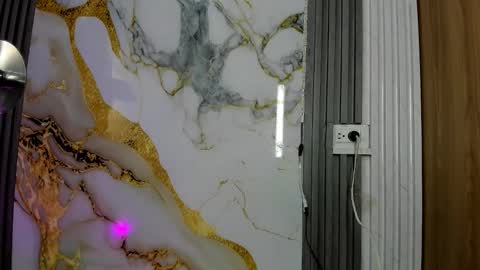 LUCRECIA   NEW ACCOUNT online show from March 13, 2026, 6:58 pm