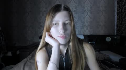 Lili online show from September 26, 2025, 9:57 am