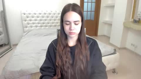 Beata online show from January 22, 2025, 5:49 pm