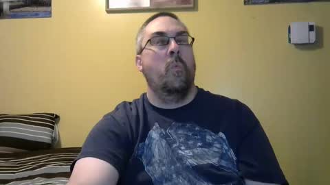 mark online show from May 1, 2026, 4:39 am
