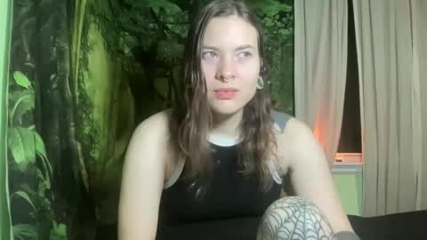 Misty online show from November 19, 2025, 2:55 am