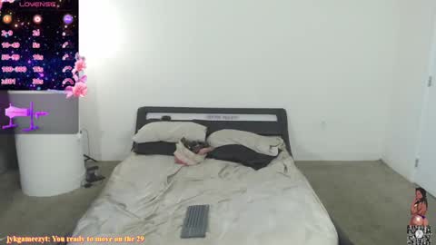 NynaStax online show from January 23, 2025, 10:11 pm