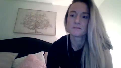 Snapshot of mockingbirds91 chatting on March 24, 2026, 3:22 am mockingbirds91 online show from March 24, 2026, 3:22 am