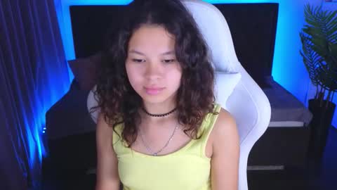 moco_choco online show from September 11, 2025, 1:28 am