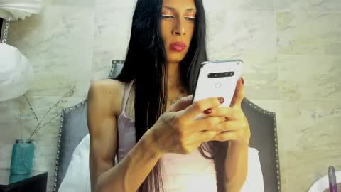 Sophia  online show from April 7, 2026, 7:47 pm