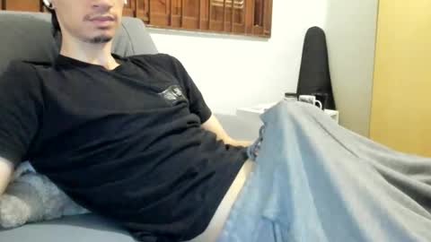 DigBreed online show from November 11, 2025, 5:35 pm