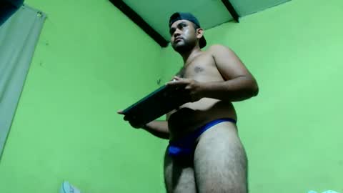 Snapshot of moderno_xxx chatting on June 7, 2026, 3:43 am Andres online show from June 7, 2026, 3:43 am