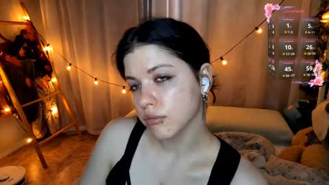 Snapshot of modestfein chatting on June 3, 2026, 2:36 am bunnymeow online show from June 3, 2026, 2:36 am