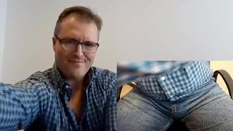 Moe online show from April 6, 2026, 6:42 pm