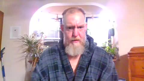 moeblick online show from February 11, 2025, 12:27 pm