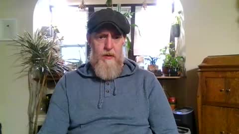 moeblick online show from February 12, 2025, 3:27 pm