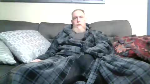 moeblick online show from February 16, 2025, 7:49 pm