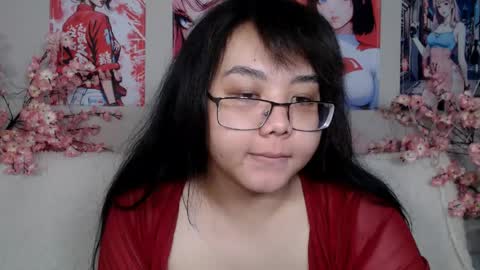 Snapshot of moertomlly chatting on June 7, 2026, 4:05 am Molly online show from June 7, 2026, 4:05 am