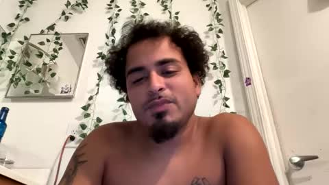moexdesires online show from June 5, 2026, 5:47 am