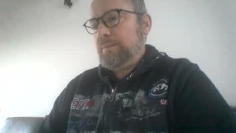 Snapshot of mofu781s chatting on December 3, 2024, 7:21 am mofu781s online show from December 3, 2024, 7:21 am