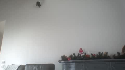 Snapshot of mofu781s chatting on December 10, 2024, 10:49 am mofu781s online show from December 10, 2024, 10:49 am