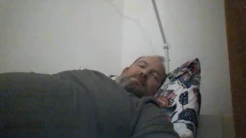 Snapshot of mofu781s chatting on March 11, 2025, 10:31 pm mofu781s online show from March 11, 2025, 10:31 pm