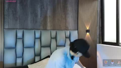 mohamed_malik online show from April 21, 2026, 12:55 pm