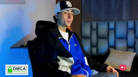 mohamed_malik online show from April 24, 2026, 3:47 pm