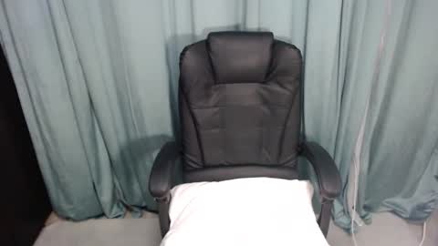 erika online show from February 22, 2025, 9:56 am