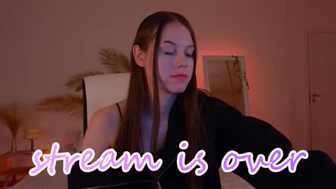 Snapshot of mol1y_kitten chatting on December 9, 2024, 3:07 am Molly online show from December 9, 2024, 3:07 am