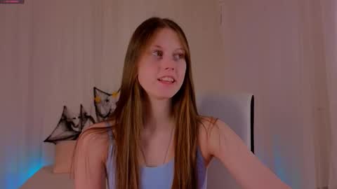 Snapshot of mol1y_kitten chatting on October 26, 2025, 9:21 pm Molly online show from October 26, 2025, 9:21 pm