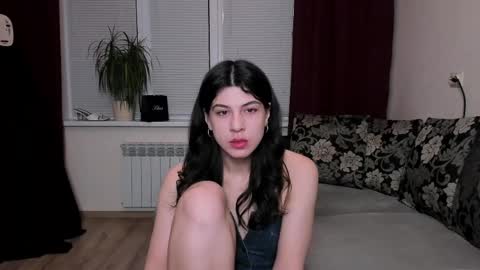 molaganna online show from March 4, 2025, 10:27 pm