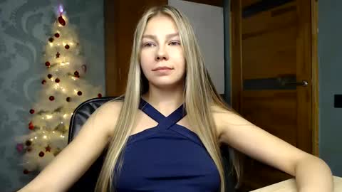 Snapshot of molli_and_tom chatting on January 25, 2025, 6:24 pm Bitcoin 1P8NuZxsaNsQTx7wJJJ7Ao1mic4nvJPVLC online show from January 25, 2025, 6:24 pm