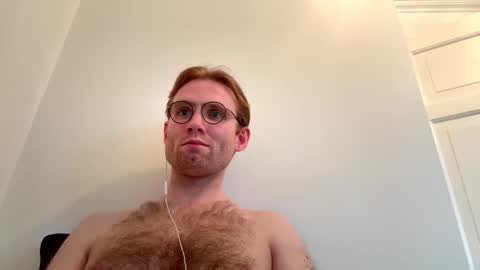 molliter online show from September 10, 2025, 5:24 pm