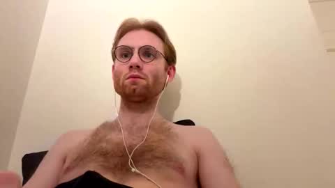 molliter online show from September 25, 2025, 11:41 pm