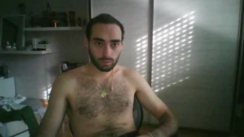 mollo20 online show from October 12, 2025, 2:05 pm