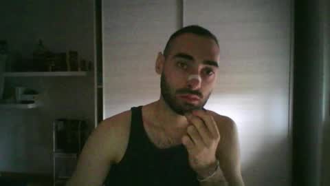 mollo20 online show from October 17, 2025, 11:46 am