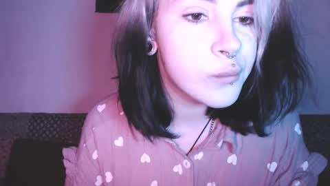 Molly Crow online show from February 20, 2025, 12:52 am