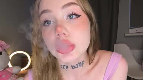 Molly dose online show from September 20, 2025, 3:24 pm