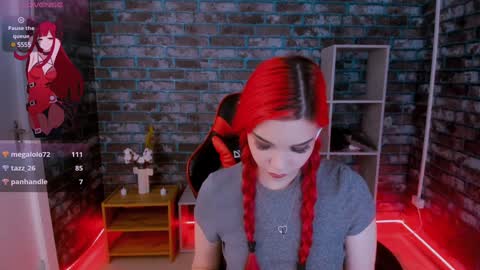 Molly online show from December 15, 2024, 1:43 pm