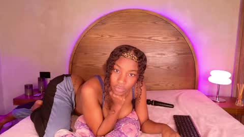 Snapshot of molly_jackson chatting on May 16, 2026, 12:18 am Molly Jackson online show from May 16, 2026, 12:18 am