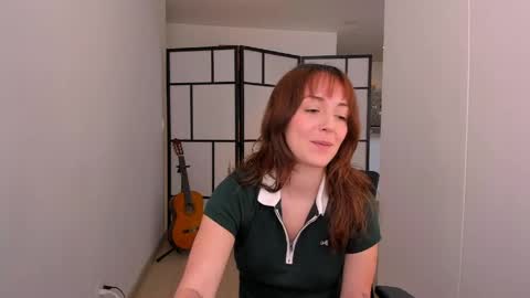   MOLLY   online show from May 6, 2026, 3:28 pm
