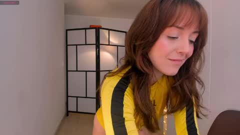Snapshot of molly_marmalade_ chatting on May 22, 2026, 4:23 pm MOLLY online show from May 22, 2026, 4:23 pm