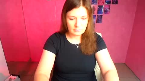 Molly online show from July 14, 2026, 11:38 am