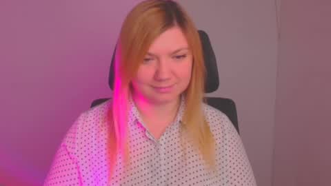 Molly online show from February 3, 2025, 12:14 pm