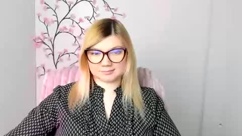 Molly online show from February 6, 2026, 1:36 pm