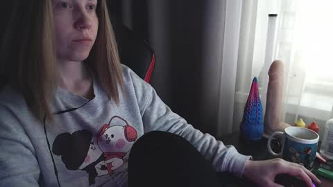 I have new photos come and see with love Molly online show from March 12, 2025, 11:20 am